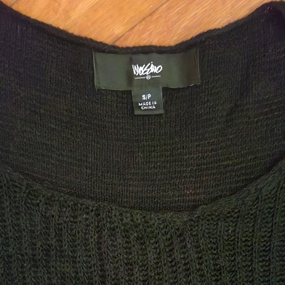 Long sleeve long knitted sweater small - Picture 4 of 5